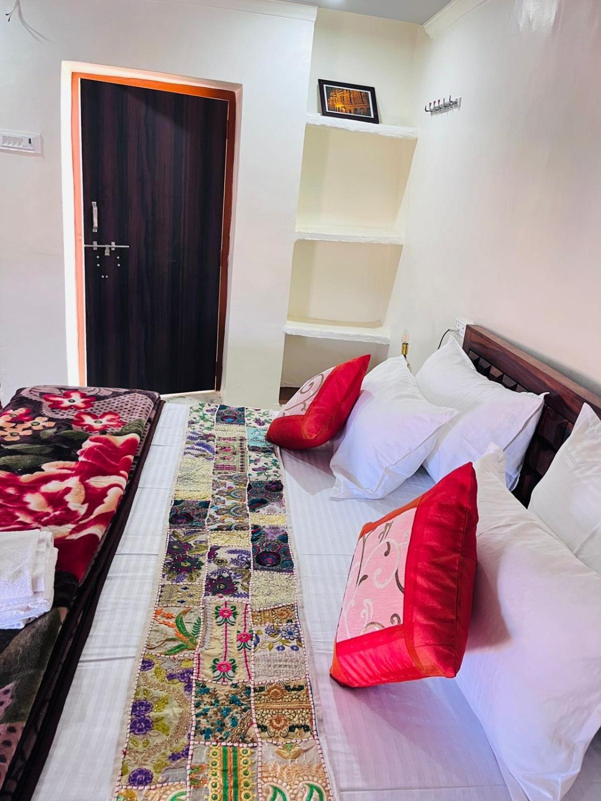 Hotel Mirage Jaisalmer Exterior photo